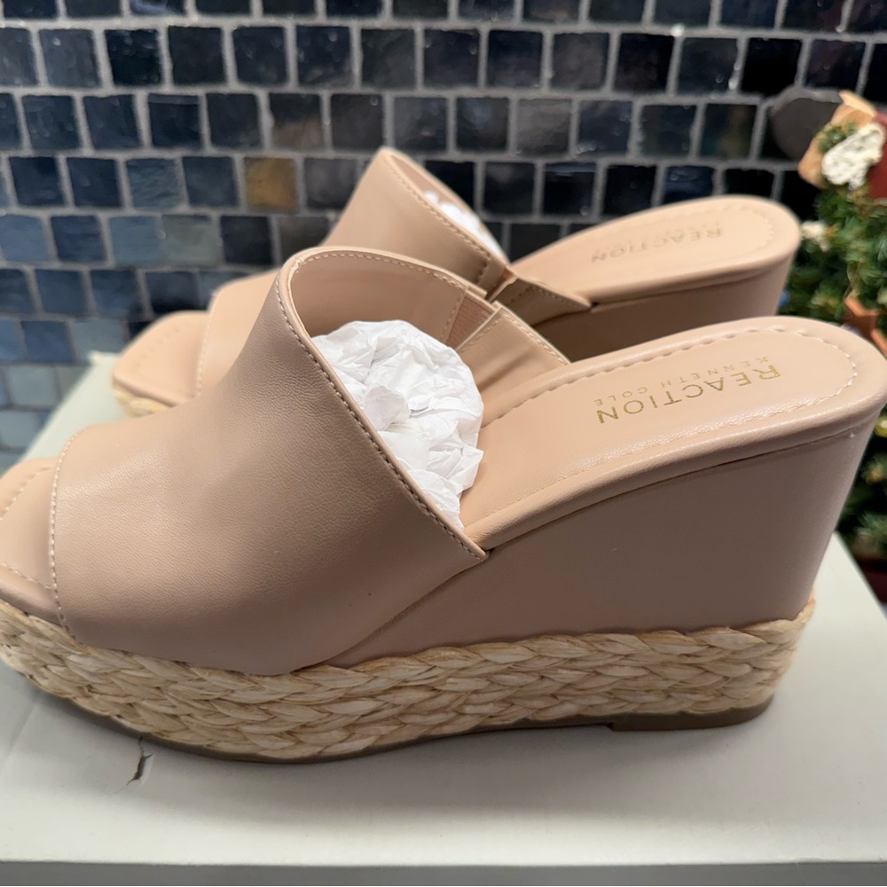 Kenneth Cole Reaction Maria Mule Wedges